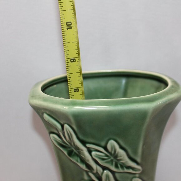 Antique Sage Green Vase McCoy Style - Picture 5 of 12